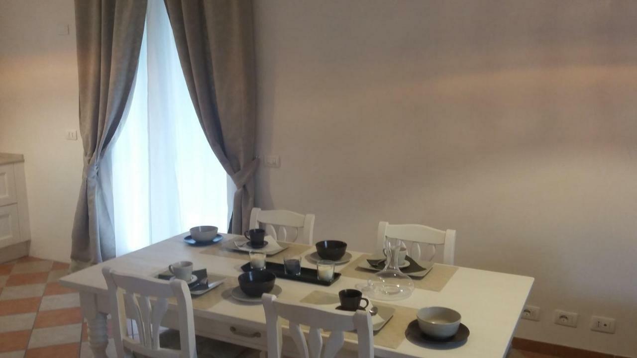 카스텔누보델가다 Residenza Leon B&B 외부 사진